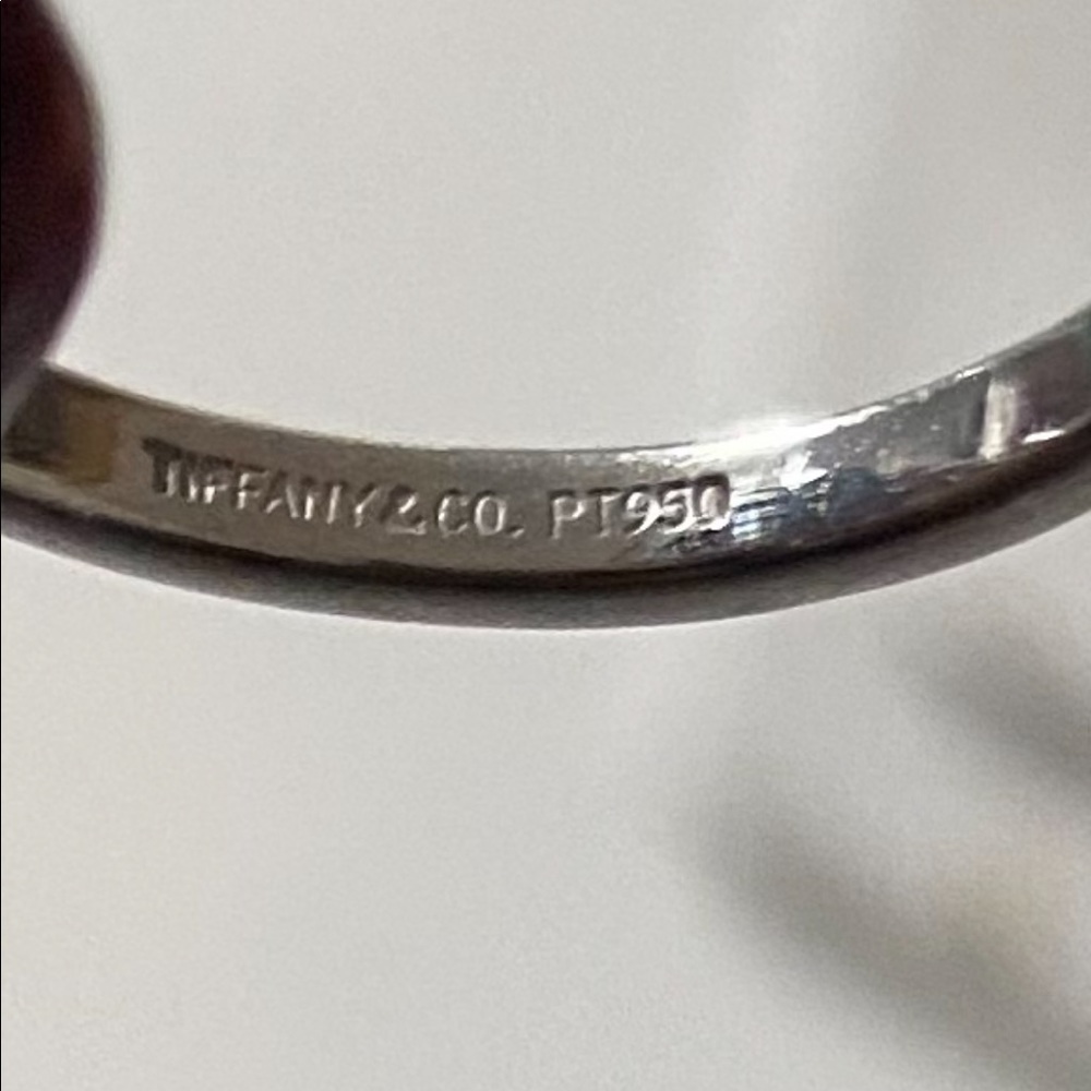 Tiffany Platinume 2 mm Band